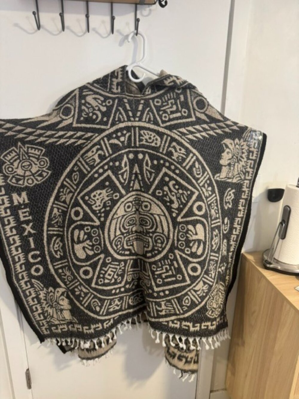 High-Quality Mexico Aztec Poncho - Black/White - One Size
